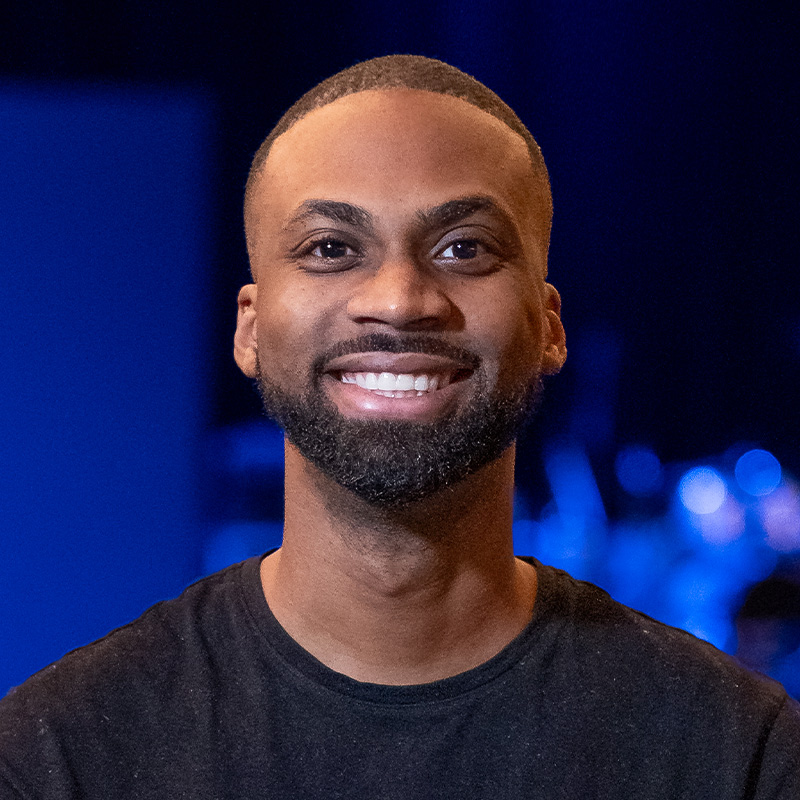 Staff Headshots-Jovaughn